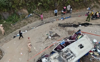 Thông tin về đoàn thiện nguyện gặp nạn lật xe ở Lào Cai, 9 người tử vong