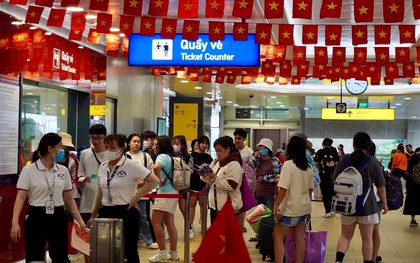 TP.HCM miễn phí vé tàu xe Tết Dương lịch: Metro số 1 và Phương Trang cùng tung "át chủ bài"