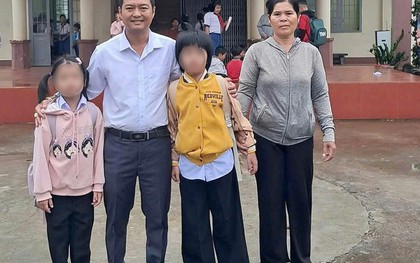 Bé gái bị cha xích chân, nhốt trong phòng bẩn thỉu được đến trường