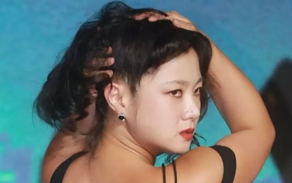 2025 showbiz ngoài sức tưởng tượng