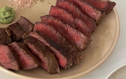 Kỳ lạ người phụ nữ ăn thịt bò mỗi ngày để… giảm mỡ máu, 3 tháng sau bác sĩ cũng phải bất ngờ khi tái khám