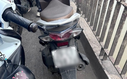 Hà Nội: Hiện trường nơi người phụ nữ bỏ lại xe máy, nhảy cầu Chương Dương