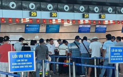 Nam hành khách chuyến bay Vietnam Airlines bỏ quên 110 triệu đồng tại sân bay