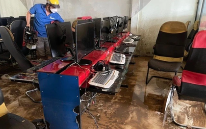 Quán game 30 dàn máy ngập trong nước lũ ở Lâm Đồng, chủ quán xót xa tiết lộ thiệt hại