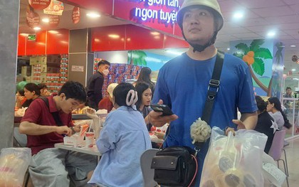 Điều gì khiến chiến dịch "săn tuần lộc" của Jollibee gây sốt trên mạng xã hội?