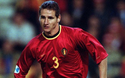 Ngôi sao bóng đá qua đời sau cơn xuất huyết não nghiêm trọng