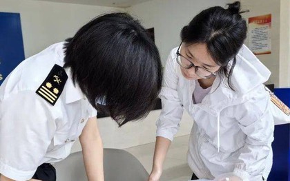 Bị lừa chuyển khoản 6,5 tỷ đồng, nữ nhân viên thu ngân được cảnh sát giải cứu thần tốc trong 3 giờ