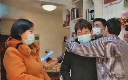 Bỏ về nhà ngoại sau cái tát cháy má của chồng, bố chồng vượt 1.000km tìm đến nhà thông gia nói 1 câu khiến nàng dâu sững sờ