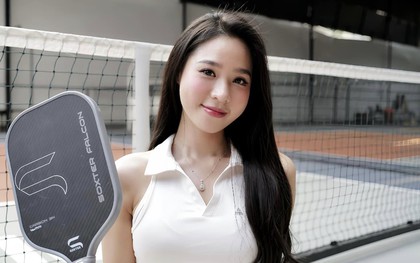 Nữ MC sinh năm 2000 xinh tựa nàng thơ trên sân pickleball