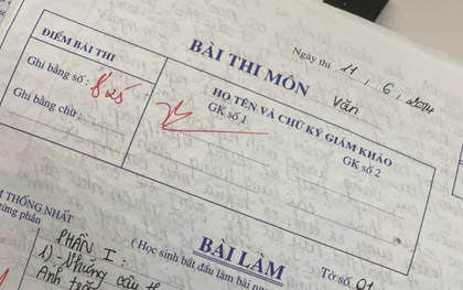 Tìm đồ trong tủ thờ phát hiện 1 chiếc hộp cũ, cô gái bật khóc khi thấy tờ giấy với dòng chữ viết tay, hé lộ bí mật giấu kín suốt 11 năm