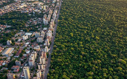 Bức ảnh ghi lại sự tương phản đáng kinh ngạc trên trái đất chúng ta đang sống: “Không nơi nào đặc biệt bằng”