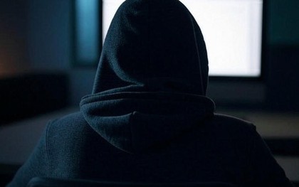 Một ngân hàng cảnh báo nguy cơ mất tài khoản ngân hàng khi xem phim lậu trực tuyến