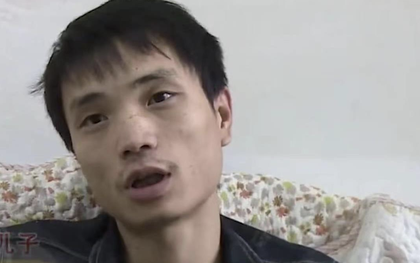 Cưới người đàn ông 35 tuổi vẫn cần mẹ gắp thức ăn, nhắc tắm giặt, người vợ sốc nặng khi đòi ly hôn lại bị... đòi tiền