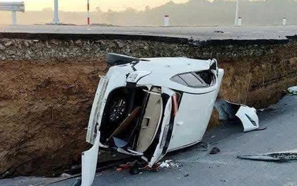 Vụ ô tô và xe máy rơi xuống hố sâu ở Tây Ninh: 6 người bị thương