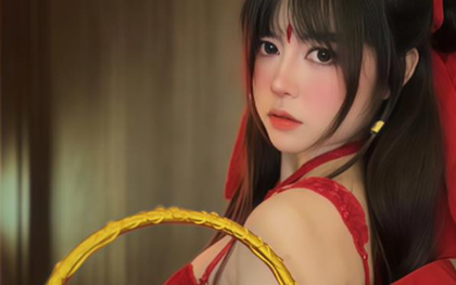 Tung màn cosplay Natra phiên bản táo bạo, nữ streamer khiến fan nam quên luôn bản gốc