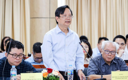 Không biết giải thích với nước ngoài thế nào là "trường đại học trong đại học"