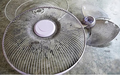 Vì sao quạt điện rất nhanh bám bụi?