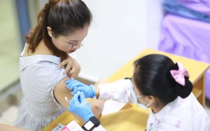Nữ giới cần tiêm mấy mũi vắc xin HPV mới đủ?