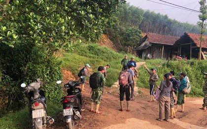 Huy động 60 người vào rừng tìm kiếm người đàn ông mất tích bí ẩn ở Quảng Bình