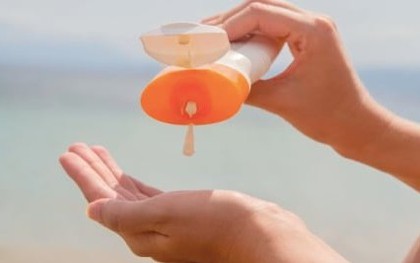 Kem chống nắng chỉ số SPF 2,4 nhưng nhãn ghi 50: Bộ Y tế chỉ đạo khẩn