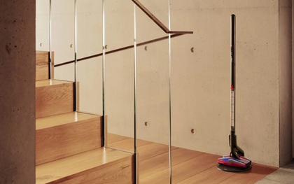 Dyson trình làng PencilVac: Máy hút bụi mỏng như chổi, nhẹ tênh mà thông minh