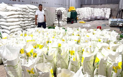 Bên trong công ty nghi làm phân bón giả ở Đồng Nai