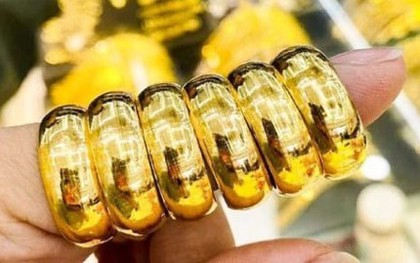 Giá vàng thế giới tăng mạnh, vàng trong nước thế nào?