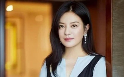 Triệu Vy tung nhiều "phép thử" trước khi tái xuất