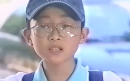 Bất ngờ với danh tính cậu bé bác học gây sốt trong phim 'Chú dế nhỏ tội nghiệp'