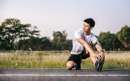 Từ chai nước mát lạnh tới đôi giày chạy “chất lừ”: Bí quyết “x2” niềm vui của runner văn phòng thế hệ trẻ