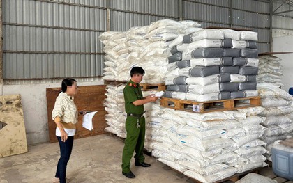 Phát hiện 25 tấn hóa chất và mỹ phẩm không rõ nguồn gốc