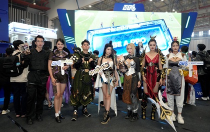 Dàn trai xinh gái đẹp đổ bộ booth VTC tại Vietnam GameVerse 2025: Nơi hội tụ nhan sắc và đam mê game