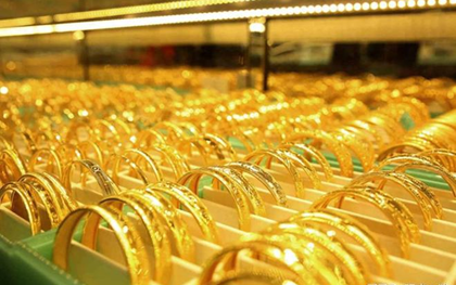 Phát hiện 50kg vàng và 10 tỷ đồng tiền mặt trong phòng trọ 20m2