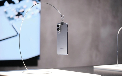Đối thủ của iPhone 17 Air ấn định ngày ra mắt
