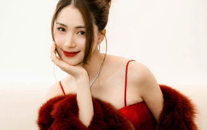 Bức hình flex độ giàu có của Hoà Minzy