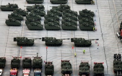 3.500 tấn khí tài trong lễ diễu hành quân đội của ông Trump là những gì?