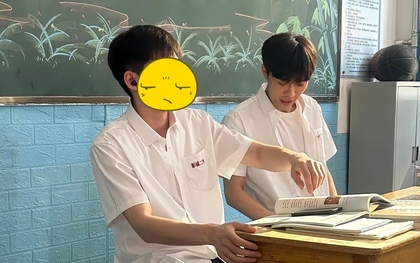 Mỹ nam U45 vẫn cả gan đóng học sinh 18 tuổi, netizen ngán ngẩm "nếp nhăn trên mặt còn nhiều hơn số tuổi"