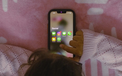 iOS 26 có loạt công cụ bảo vệ trẻ em, nhiều tính năng phụ huynh nên biết!