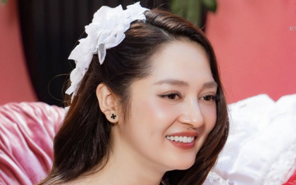 Bảo Anh mờ nhạt và lạc lõng