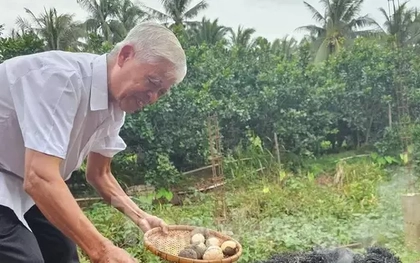 Tận thấy món đặc sản 'ngọc ẩn mình' rất lạ ở bên cồn