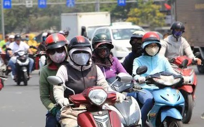 Bắc Bộ và Trung Bộ nắng nóng, Nam Bộ mưa dông