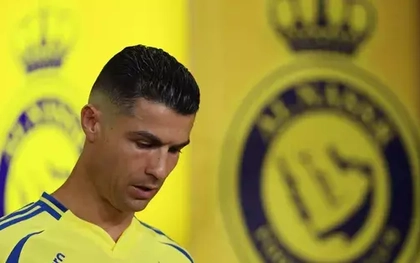Al Nassr hỗn loạn, tương lai Ronaldo bất định