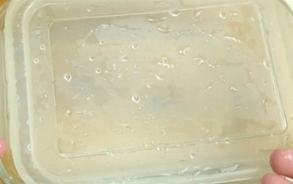 Dùng hộp nhựa, hộp thủy tinh đựng thực phẩm, khi rửa đừng quên bộ phận này: Nhiều người dùng giờ mới biết