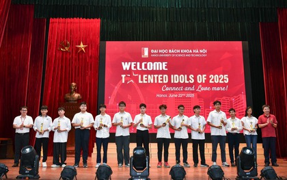Loạt "idol tài năng" với điểm chứng chỉ tuyệt đối đăng ký vào Bách khoa, không sân khấu vẫn chói mắt như thường