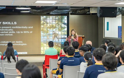 Chuẩn bị cho tương lai từ lớp 10: Phụ huynh có thể đồng hành với con như thế nào?