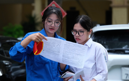 Thí sinh than Toán khó, giáo viên nói "ai học mẹo, học tủ mới khóc thét"