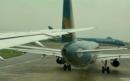 Vụ 2 máy bay va chạm ở Nội Bài: Tạm đình chỉ 4 phi công điều khiển máy bay Boeing 787 và Airbus 321