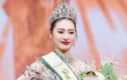 Tranh cãi màn ứng xử tiếng Anh ấp úng, rời rạc của Hoa hậu Trái đất Việt Nam