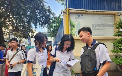 Thi tuyển lớp 10 tại TPHCM: Những vật dụng nào cấm mang vào phòng thi?