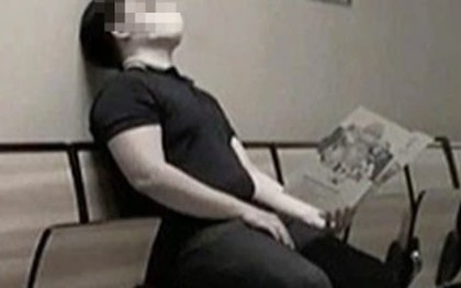 'Chết lặng' ngoài hành lang bệnh viện khi biết bị ung thư ở tuổi 30